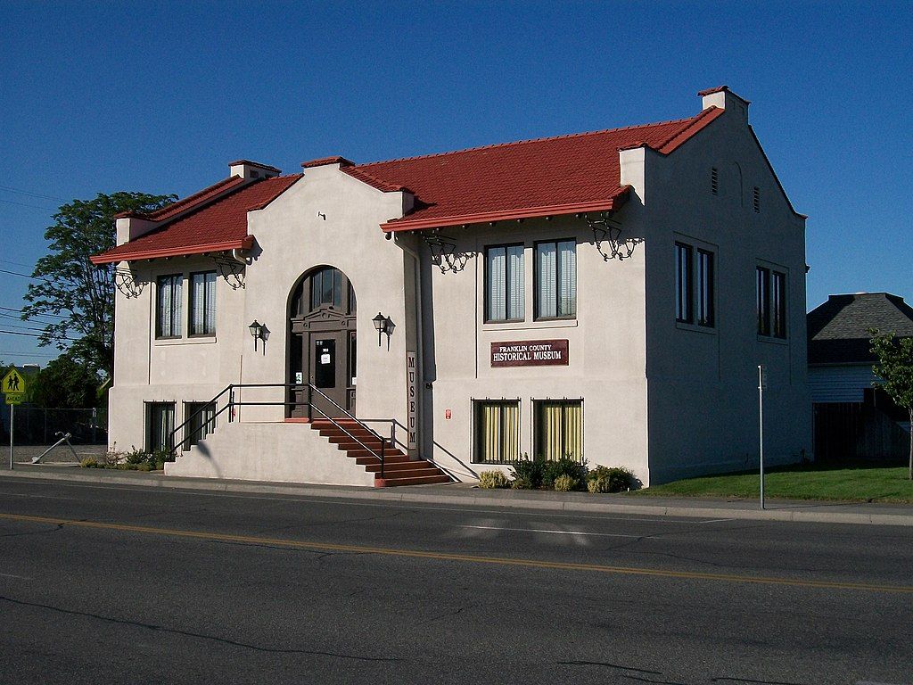 Exterior of the Franklin County Historical Society