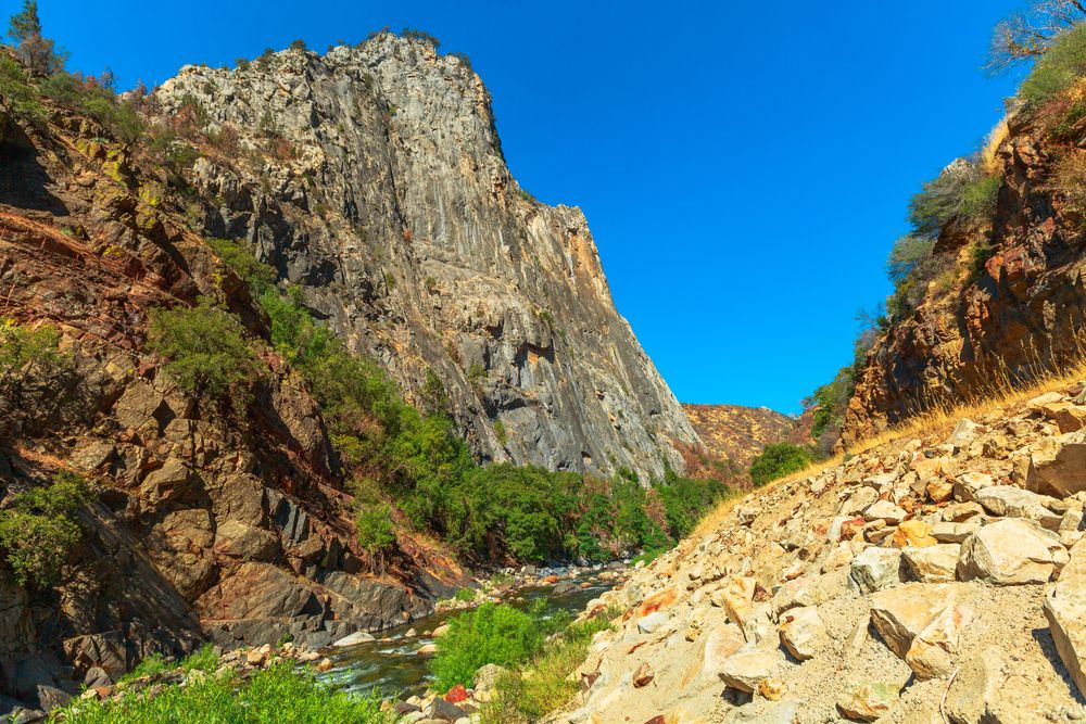 Scenic view of Kings Canyon National Park