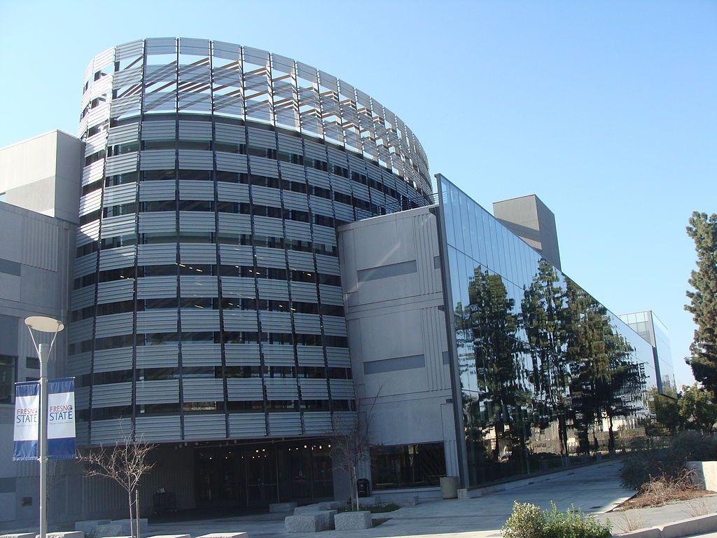 Exterior of the Fresno State Library