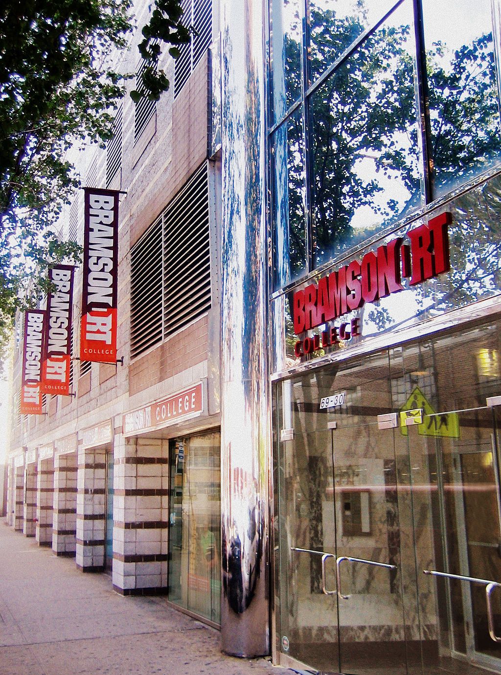 Bramson ORT college building at Austin Street