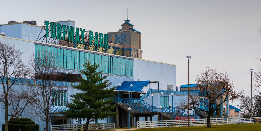 Closer exterior view of Turfway Park