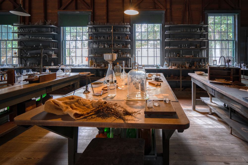Lab room in the Edison & Ford Winter Estates