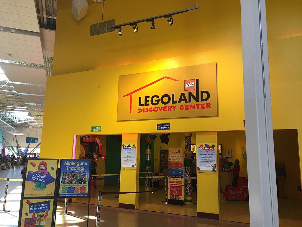 Entrance to the LEGOLAND Discovery Center