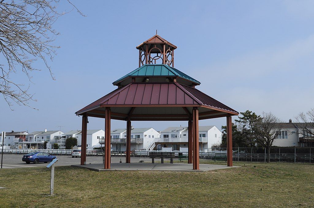 Gazebo at Waterfront Park