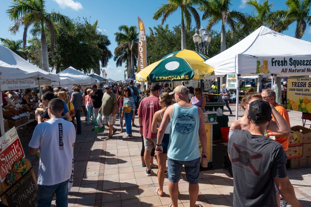 Shoppers at Downtown Fort Pierce Farmers' Market