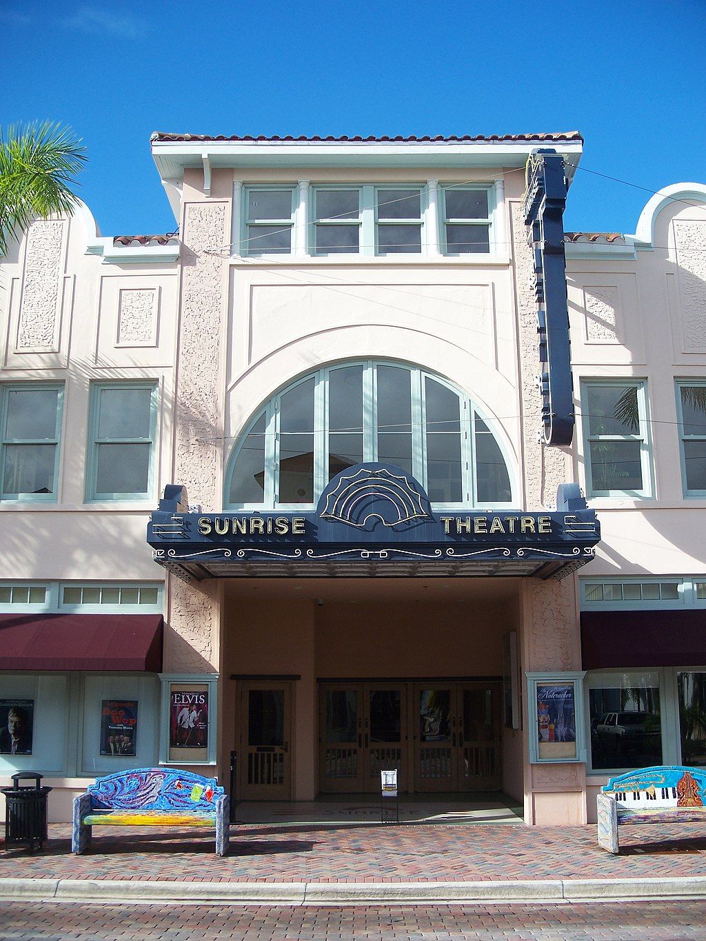 Front view of Sunrise Theatre's exterior