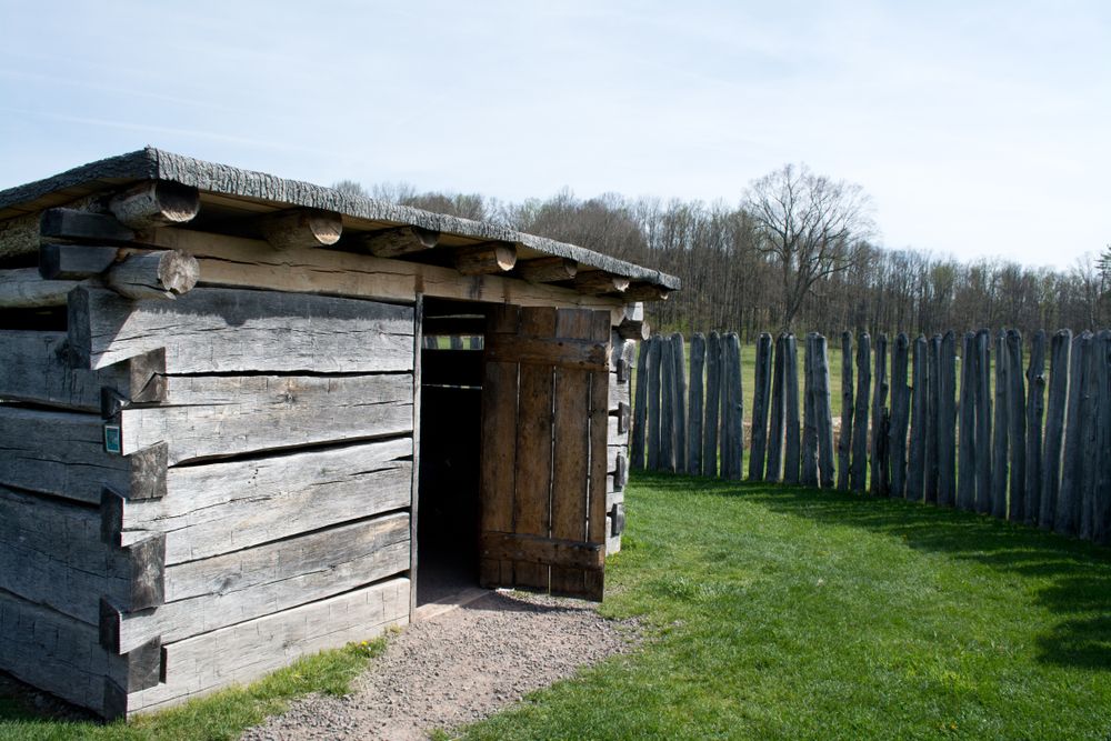 Wooden cabin in Fort Necessity National Battlefield