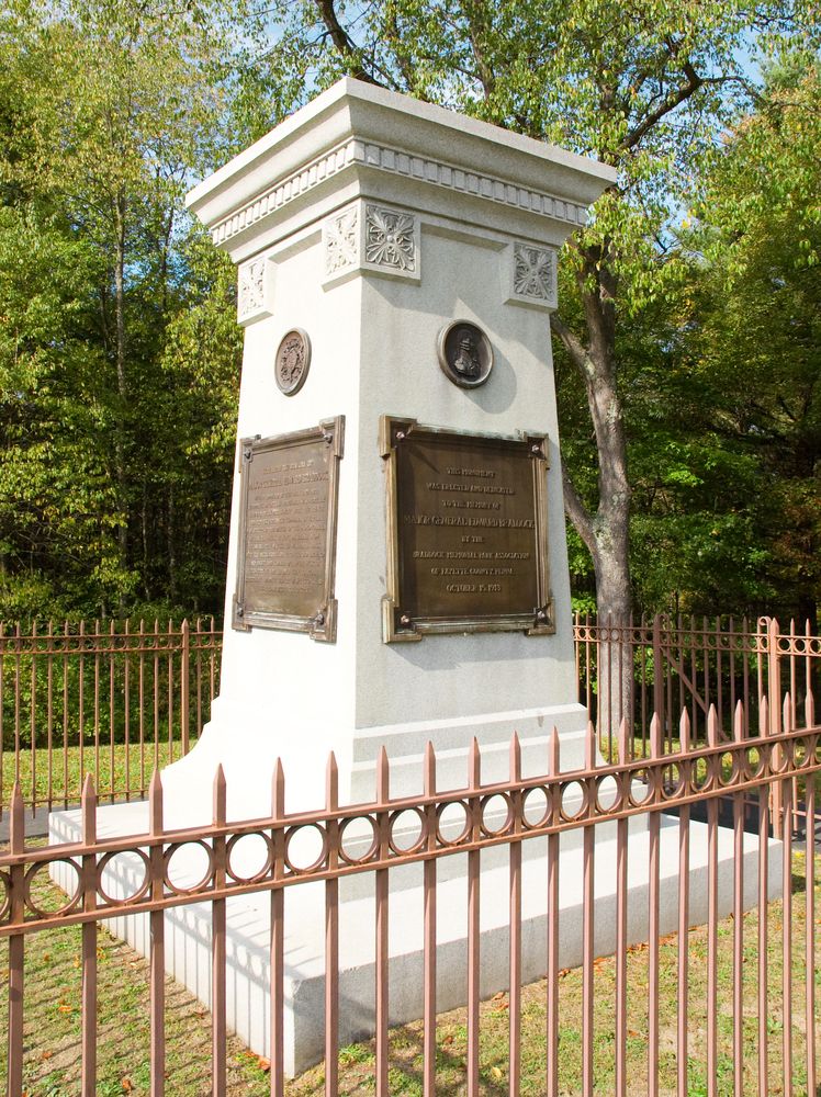 Grave of general Braddock at Fort Necessity National Battlefield