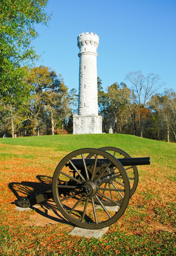Cannon and tower at Chickamauga & Chattanooga National Military Park