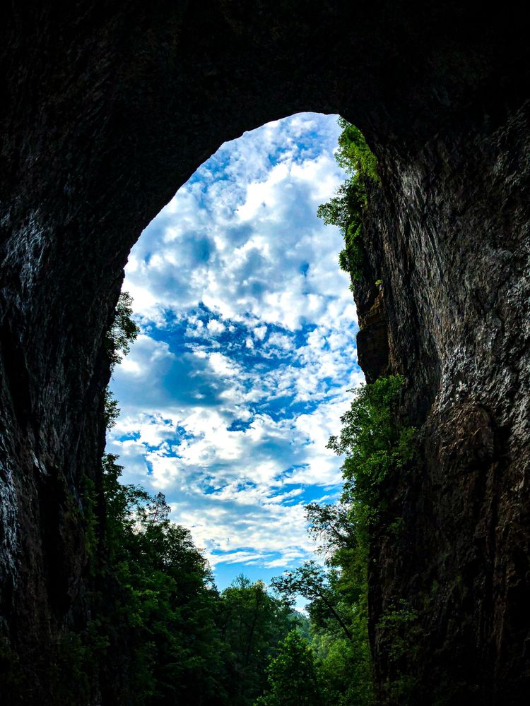 A cave at Rock City Gardens