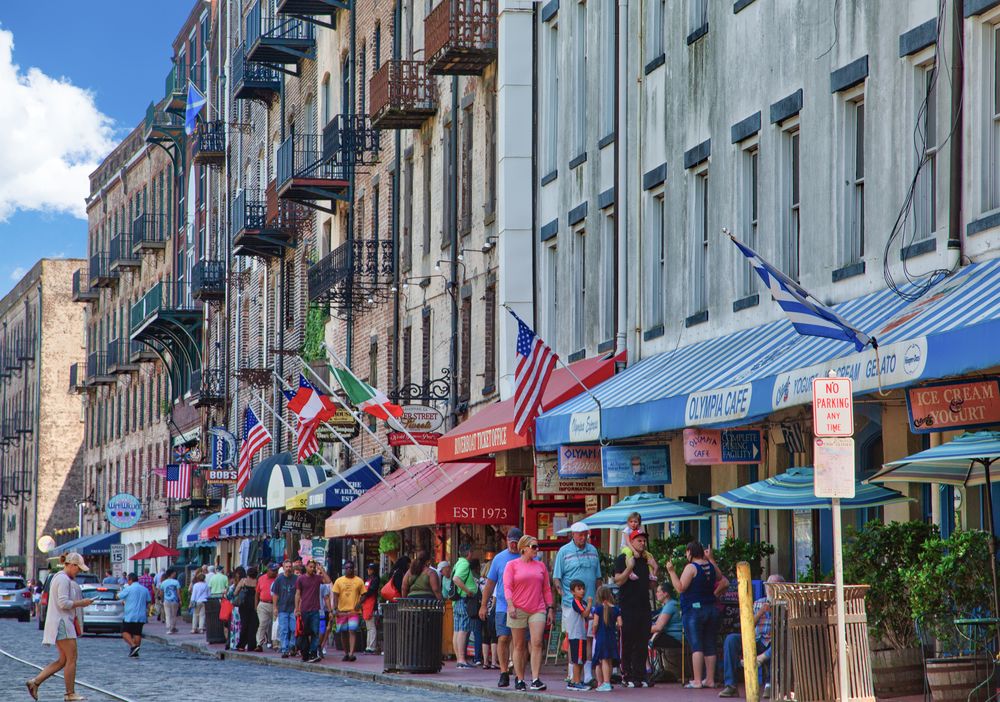 Shops along Savannah City Market