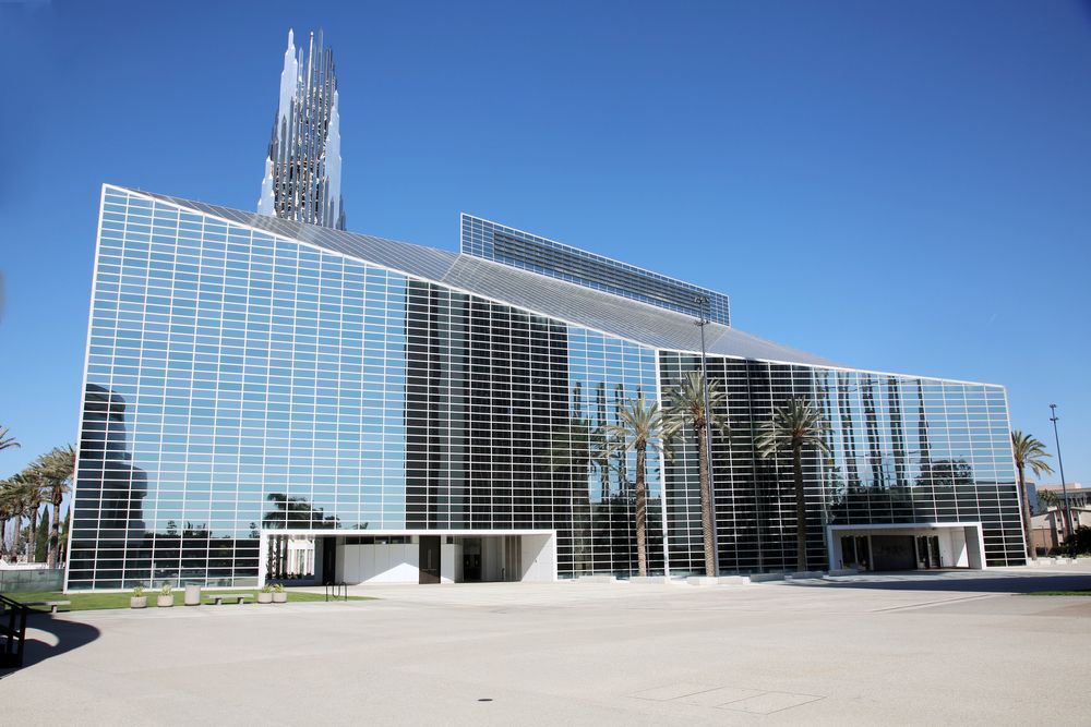 Sunny day exterior of Crystal Cathedral