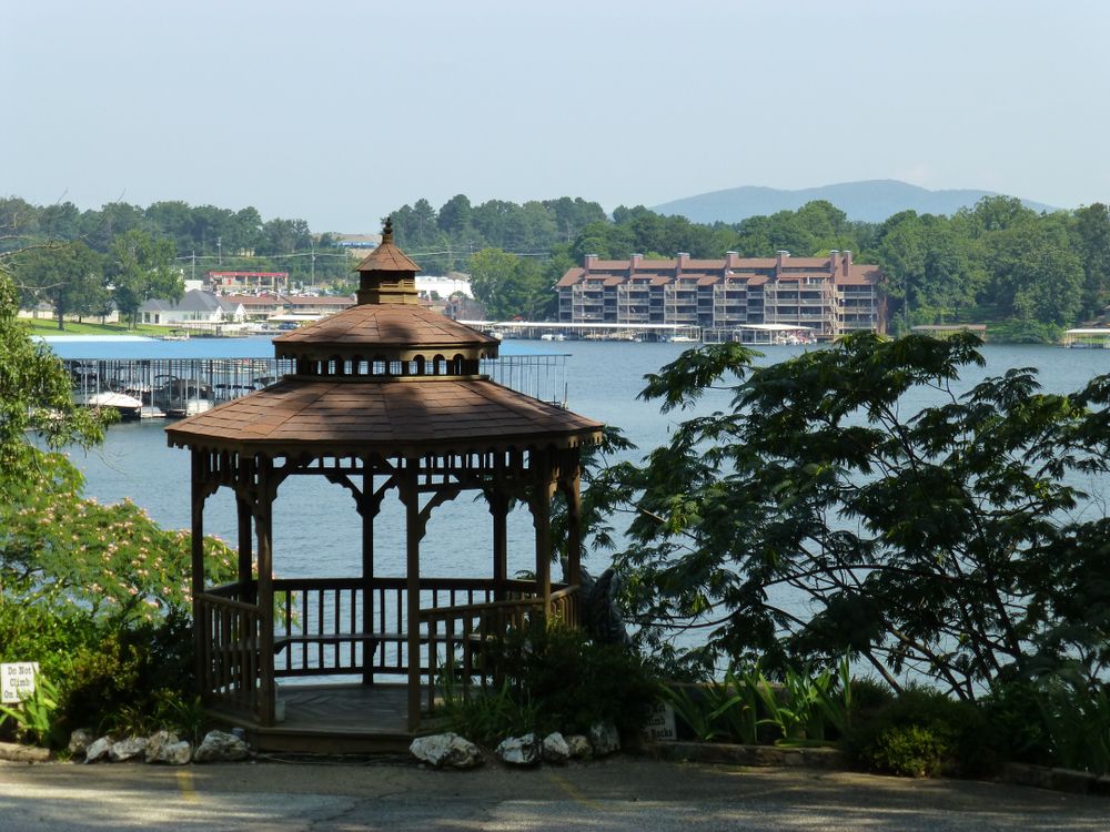 A gazebo overlooking Lake Hamilton