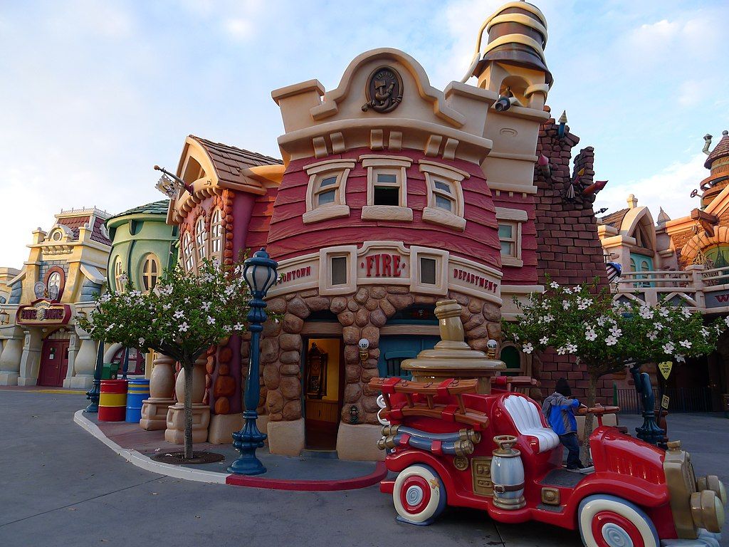 Buildings at Disneyland Park