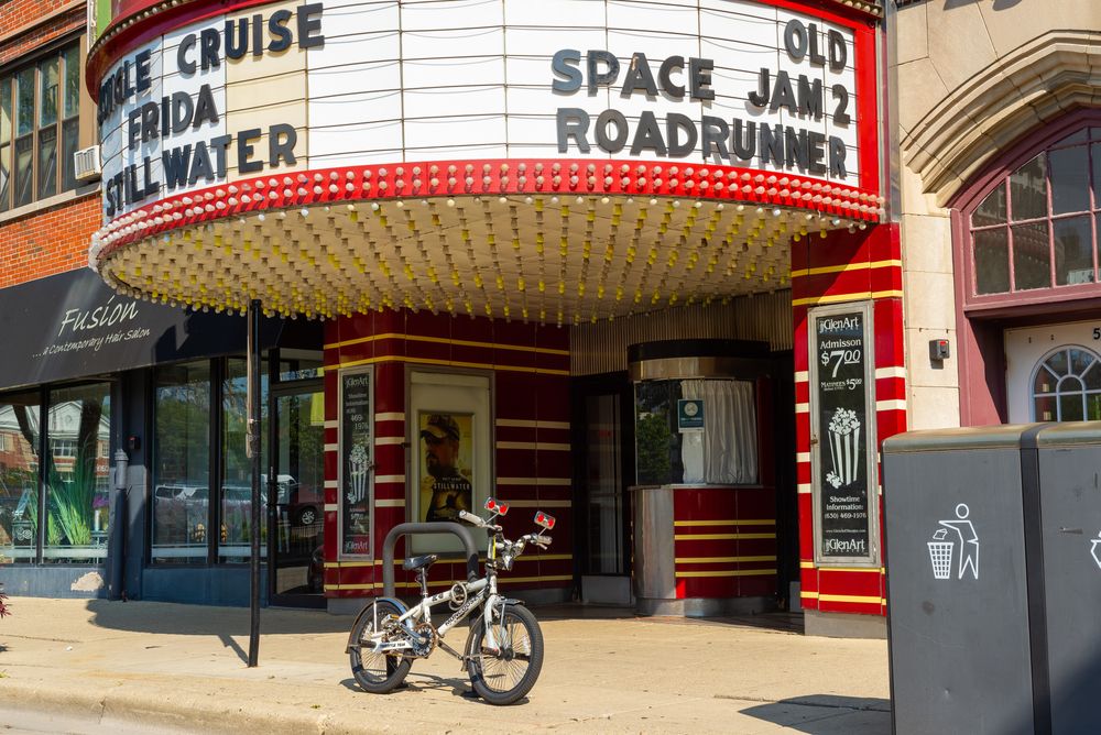 Marquee of Glen theatre at Downtown Glen Ellyn