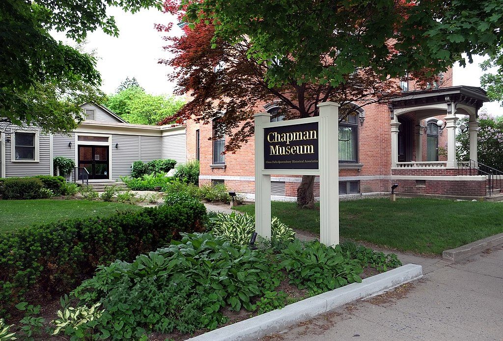 Welcome sign of Chapman Museum
