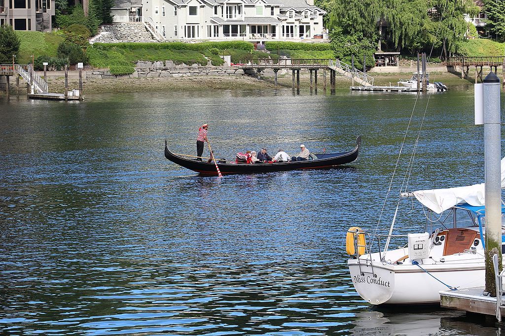 People cruising the waters of gig harbor.