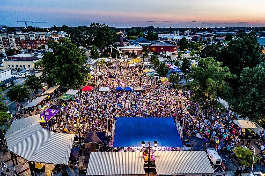 Aerial view of Freeboot Friday