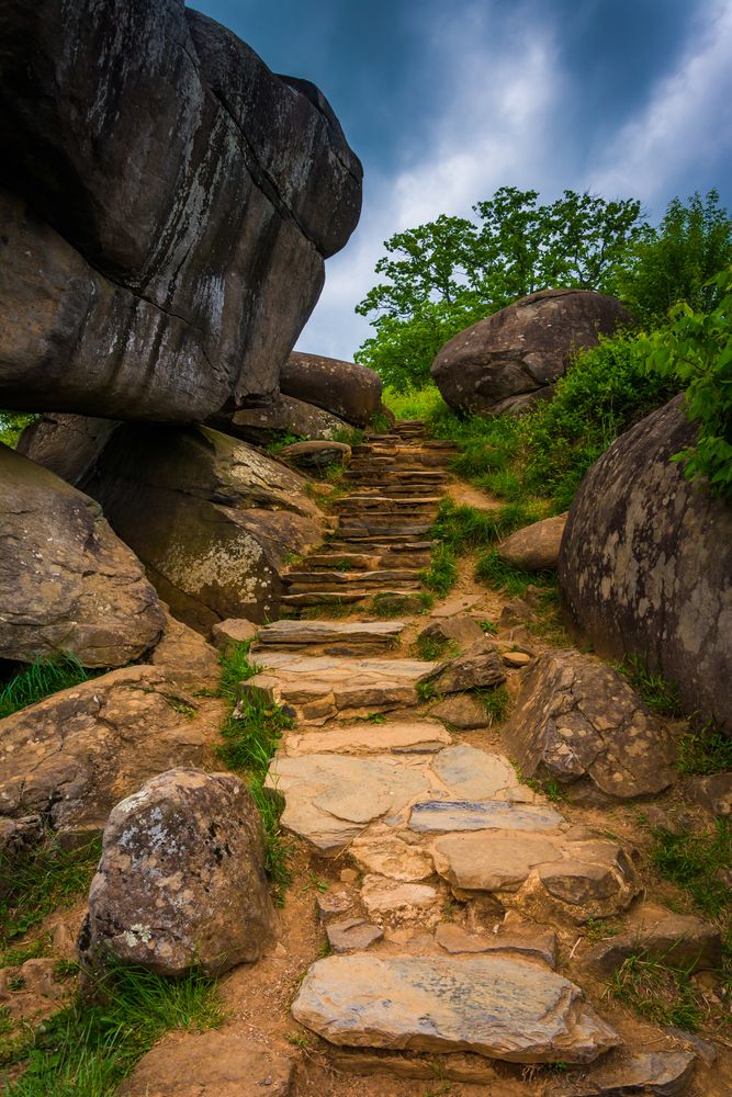 Stone steps at Devil’s Den