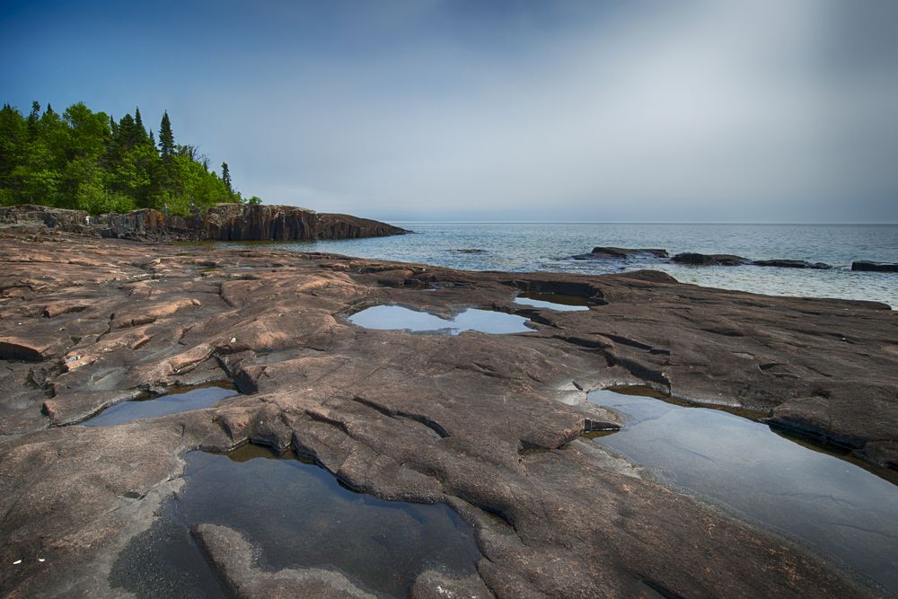 Land near the waters of Artist's Point