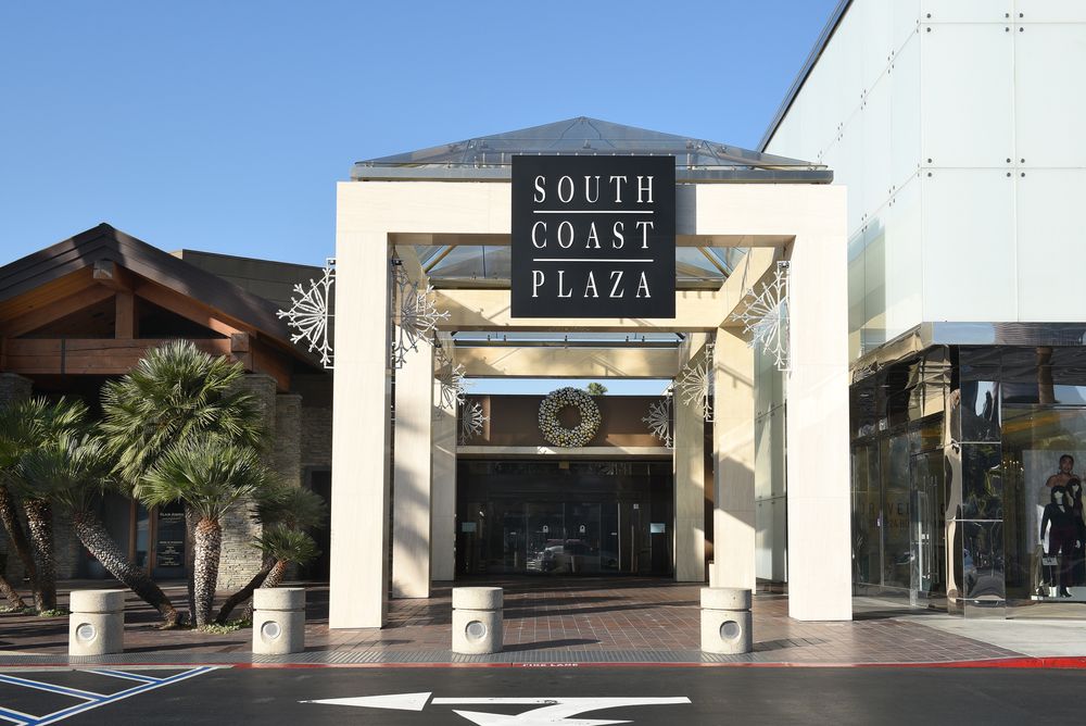 Building sign of South Coast Plaza
