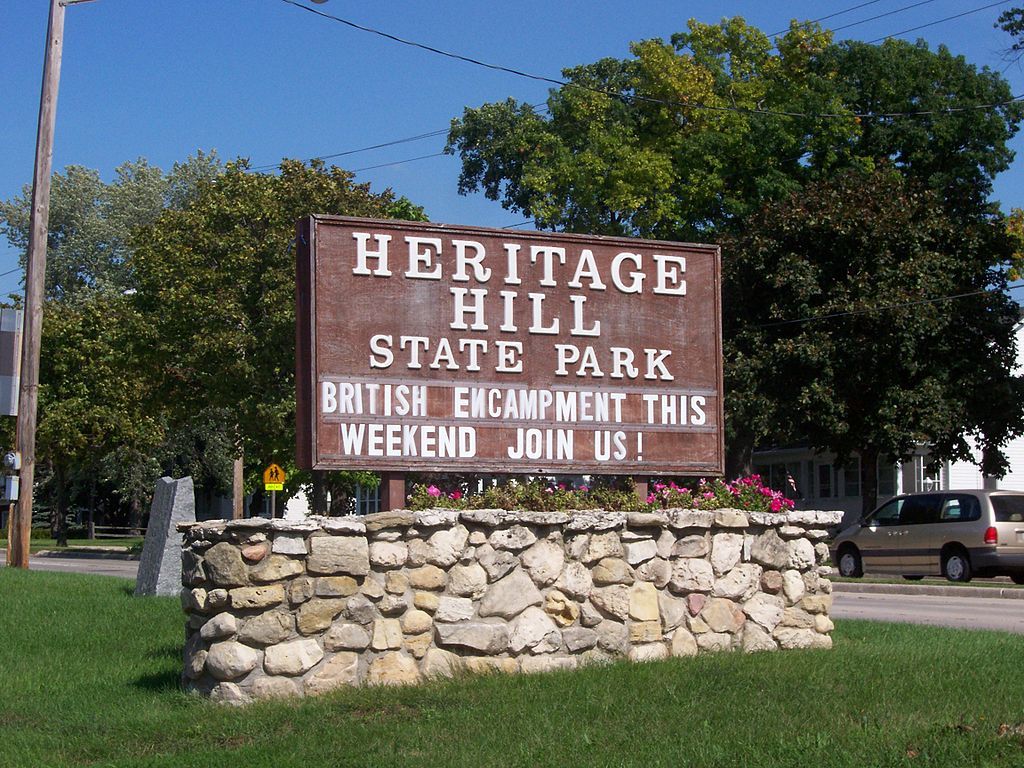 Welcome sign of the Heritage Hill State Historic Park