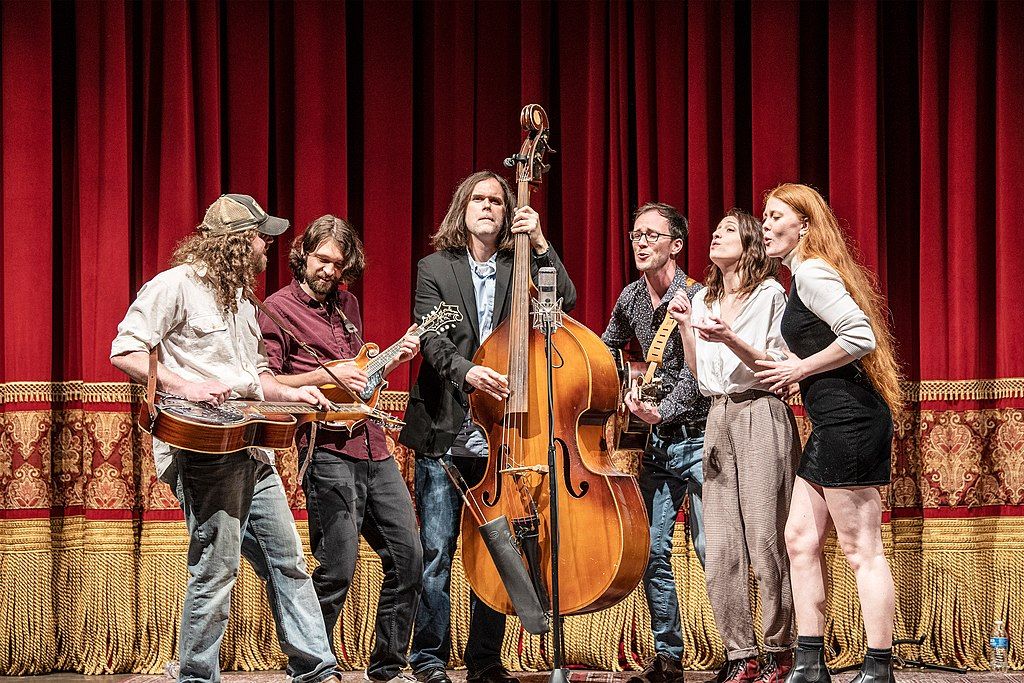 Performers in The Palace Theatre