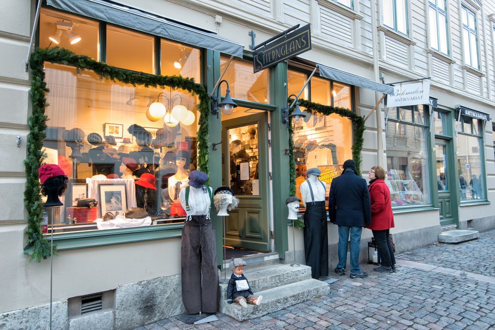 A shop at Haga