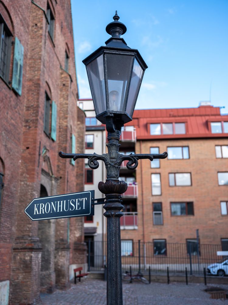 Street sign of Kronhuset