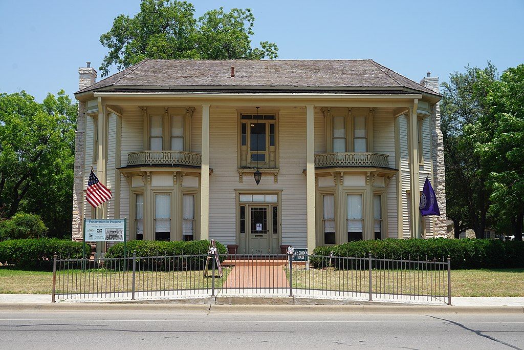 Exterior of Langdon Center Art Gallery