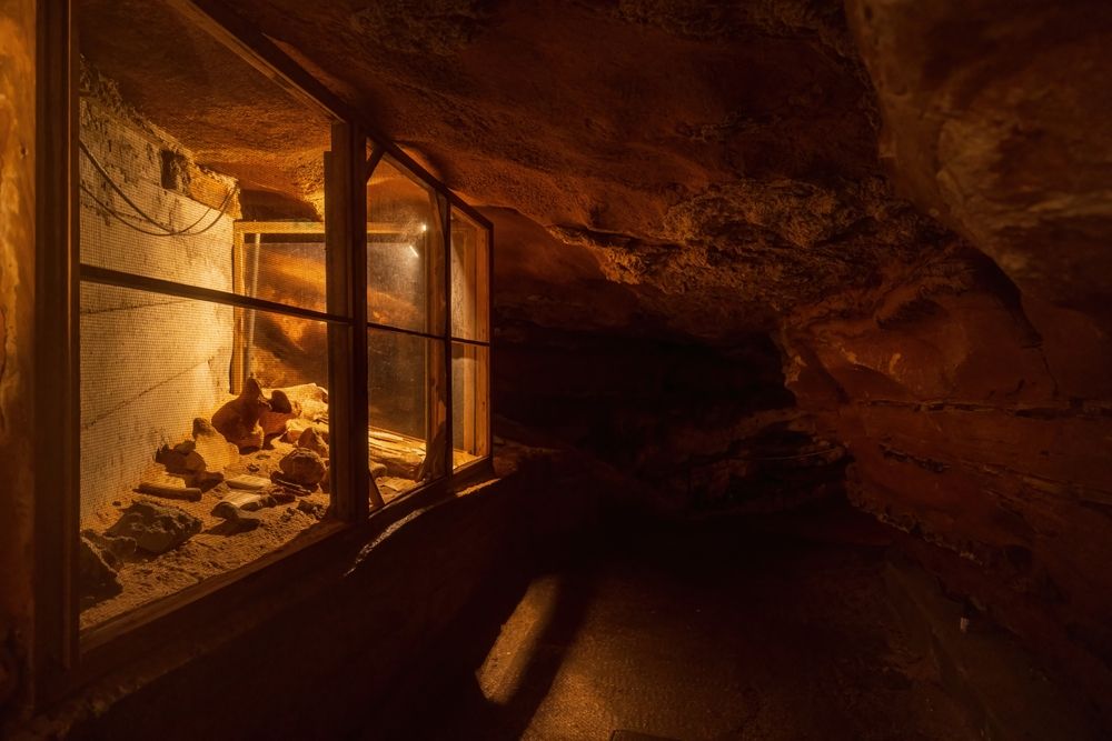 Exhibit in Inner Space Caverns