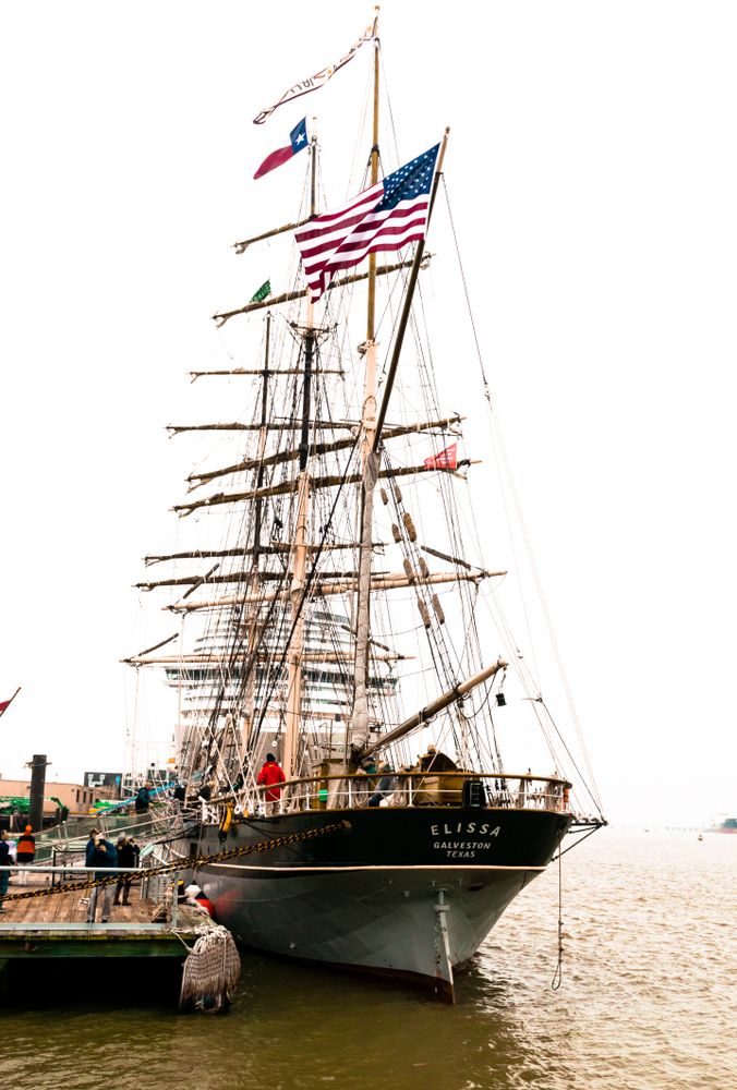 Daytime view of the 1877 Tall Ship Elissa