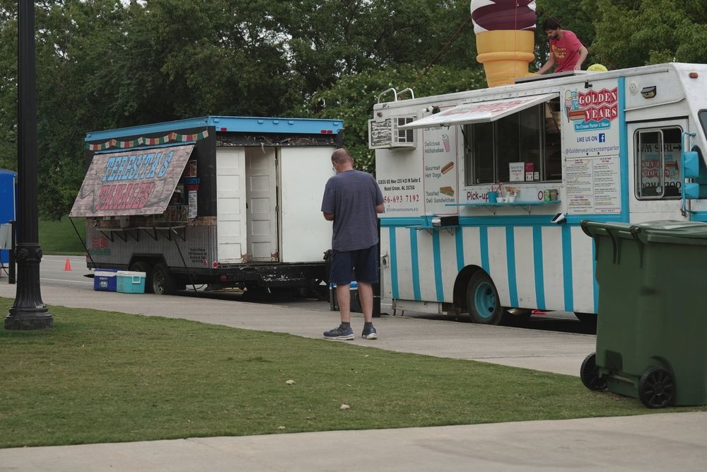 Food trucks at Big Spring International Park