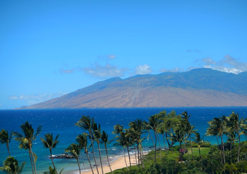Gorgeous daytime view of West Maui Mountains