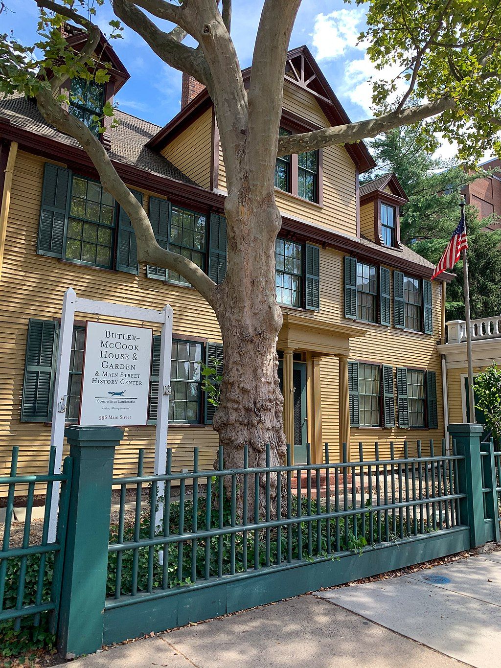 Exterior of Butler-McCook House & Garden