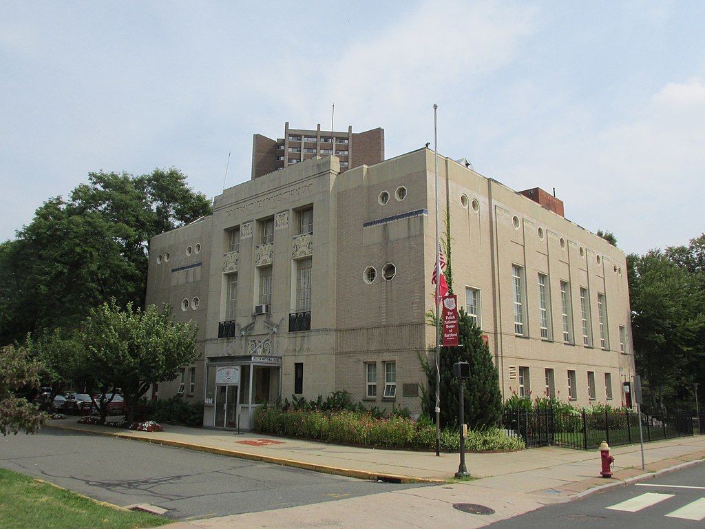 Side view exterior of Polish National Home