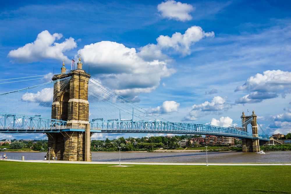 Daytime view of the John A. Roebling Suspension Bridge