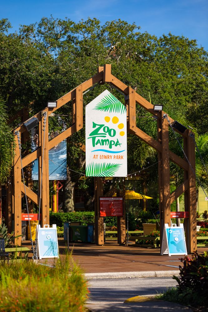 Exterior of ZooTampa at Lowry Park