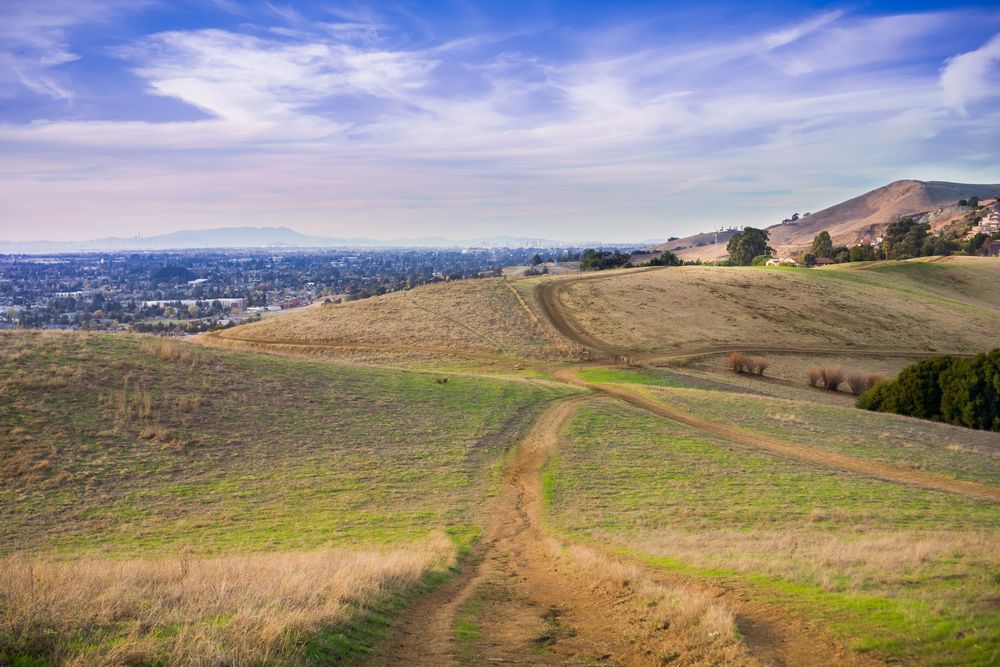 Hiking trail at Garin & Dry Creek Pioneer Regional Parks