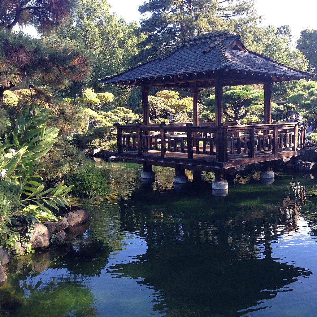 Observation deck at Hayward’s Japanese Gardens
