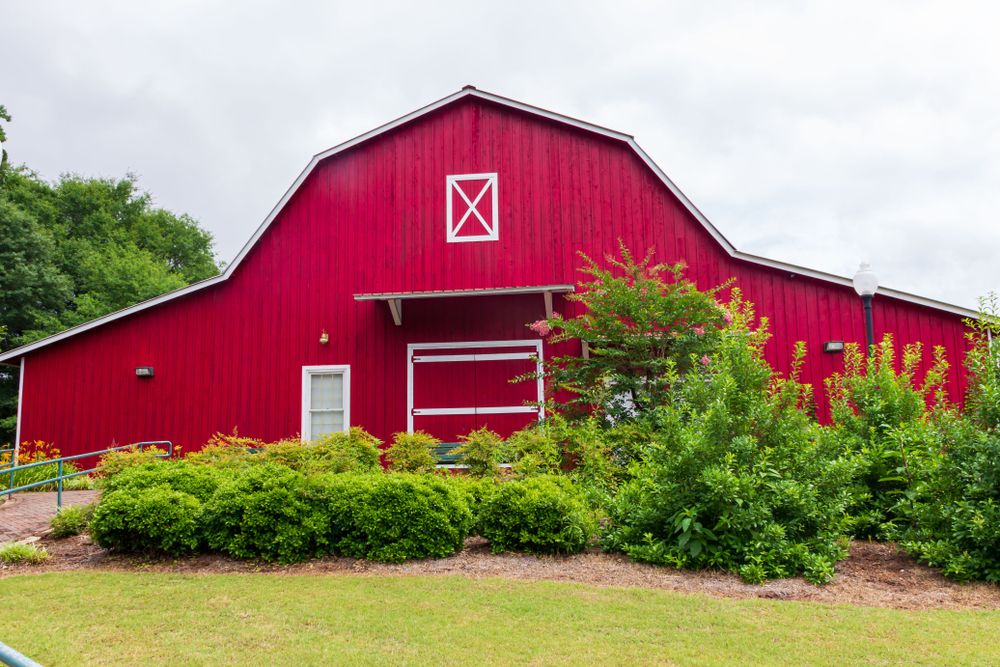 Exterior of Heritage Park Veterans Museum