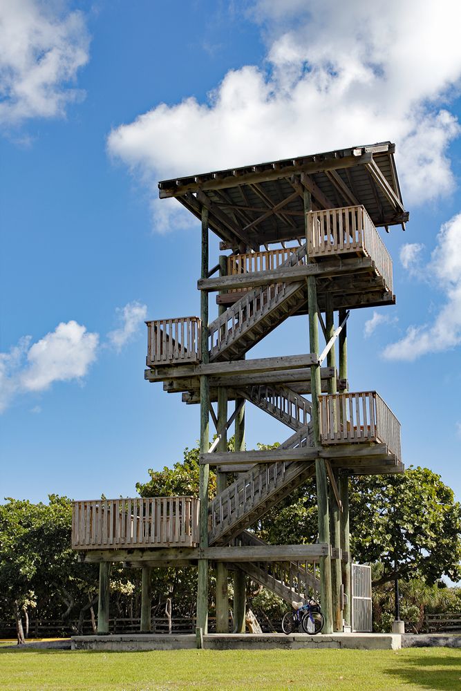 A wooden tower at Hollywood North Beach Park