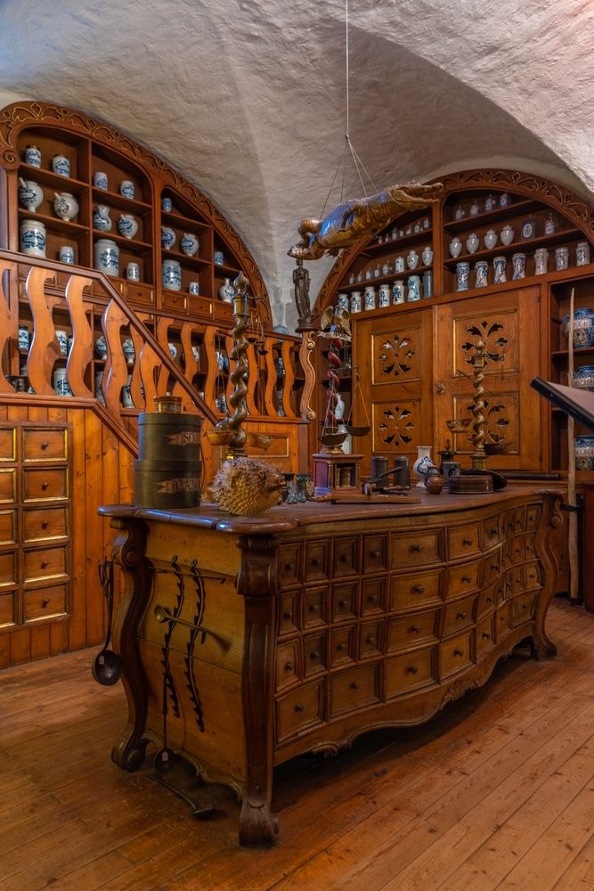 Interior of Deutsches Apotheken Museum