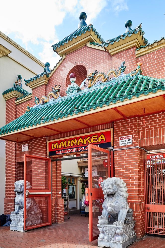 A marketplace at Chinatown