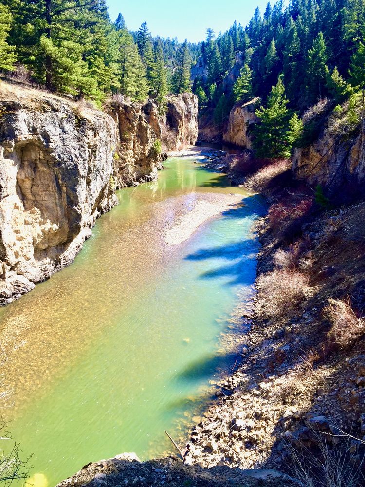 The waters of Sluice Boxes State Park