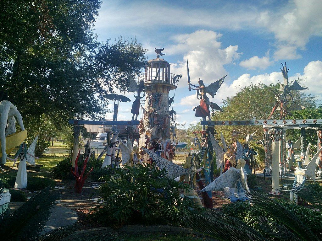 Daytime view of Chauvin Sculpture Garden