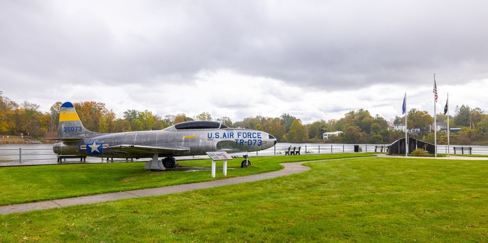 An aircraft on the grounds of Hart Veterans Park