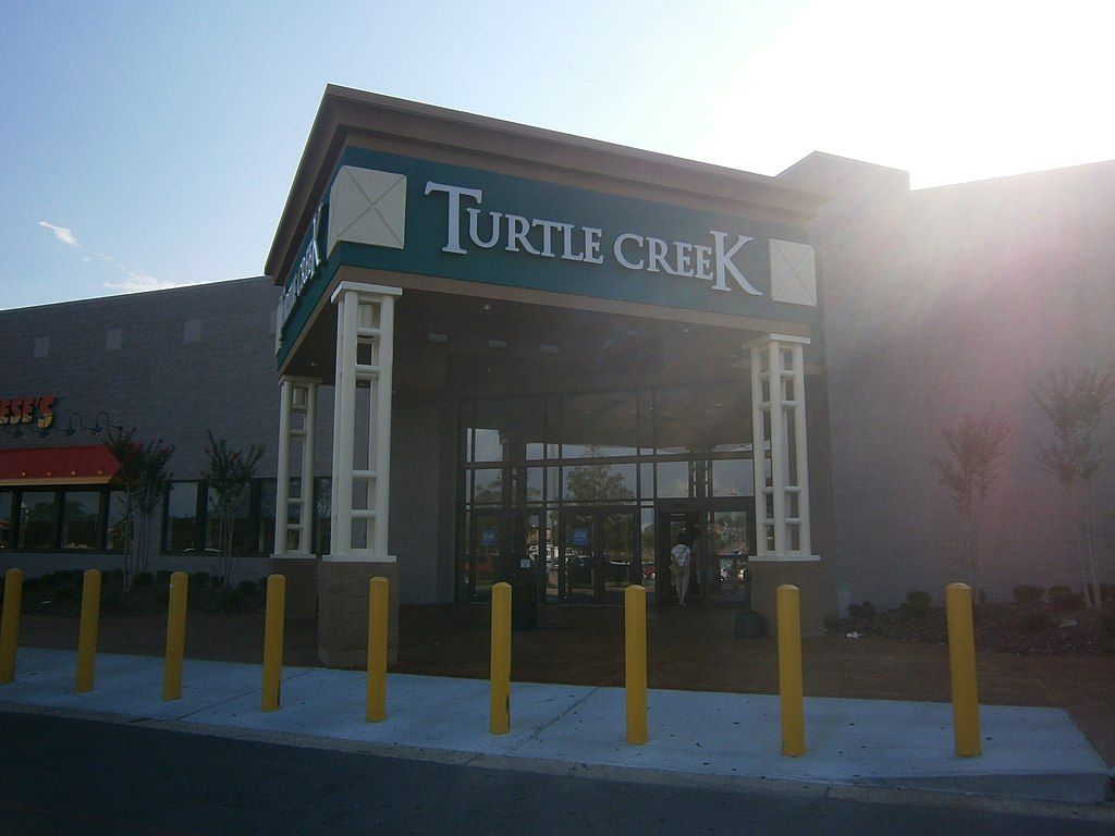 Exterior of Turtle Creek Mall