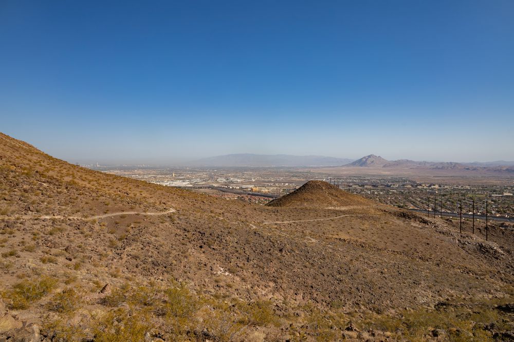 Mountain views from Amargosa Trail