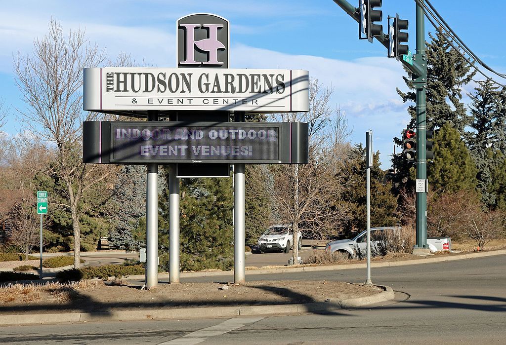 Welcome sign of Hudson Gardens & Event Center